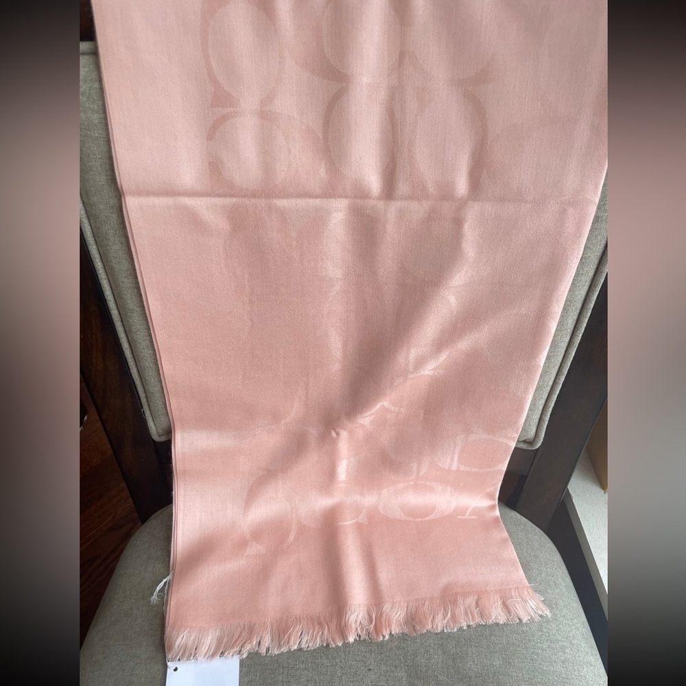 NWT！COACH SIGNATURE WRAP SCARF（COACH CB700）BLUSH 2 fast shipping